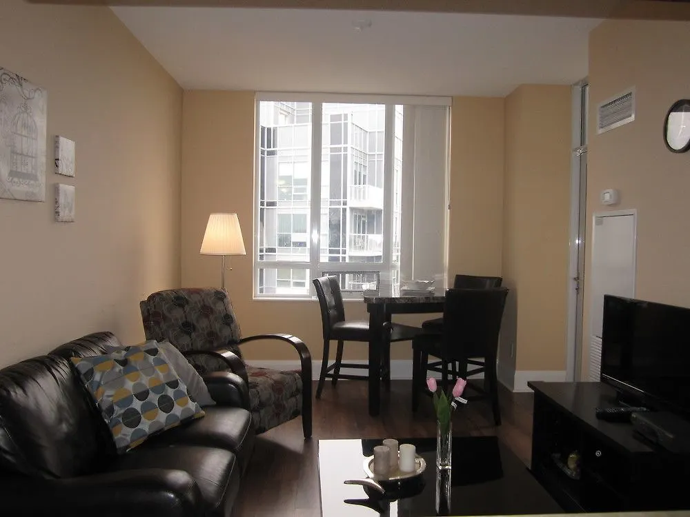 Kashaneh Guest House - Harrison Garden Toronto Canada