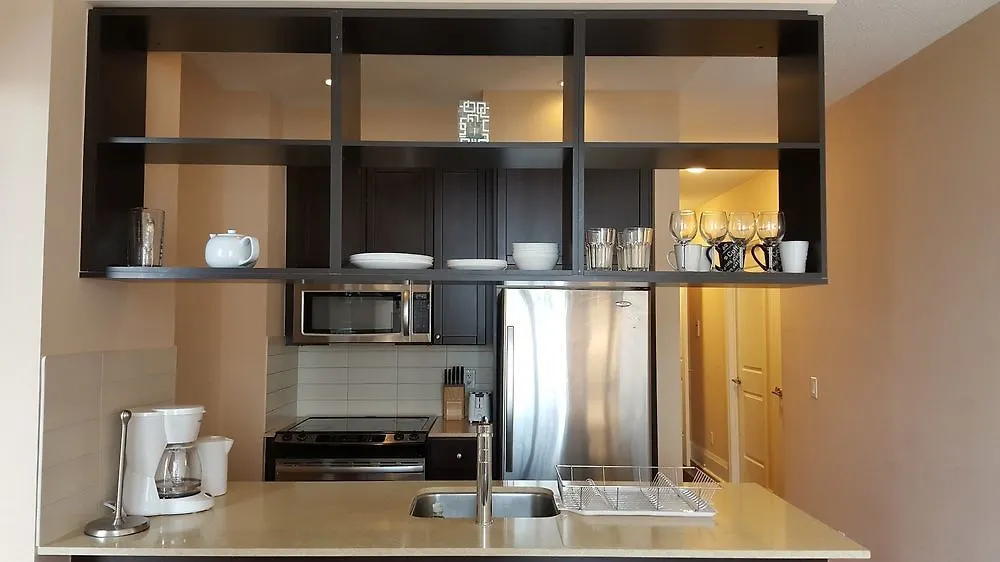 Hotel Kashaneh Guest House - Harrison Garden Toronto