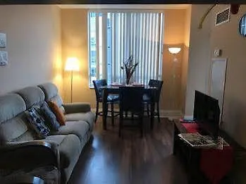 Kashaneh Guest House - Harrison Garden Toronto Hotel