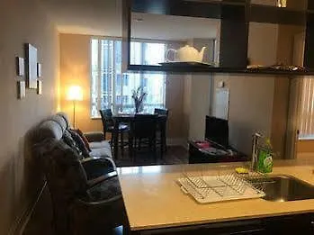 Kashaneh Guest House - Harrison Garden Toronto 3*,